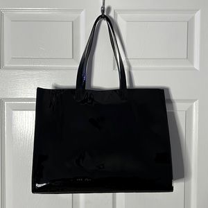 H&M Patent Shopper